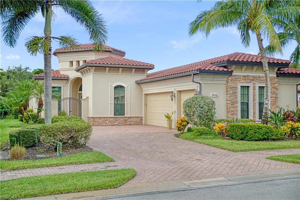 9313 Vercelli, Naples, Florida 34113