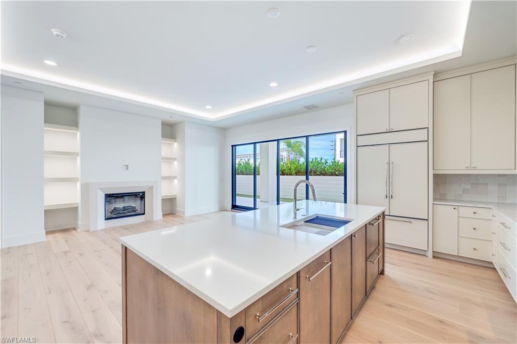 82 9TH Unit 205, Naples, Florida 34102
