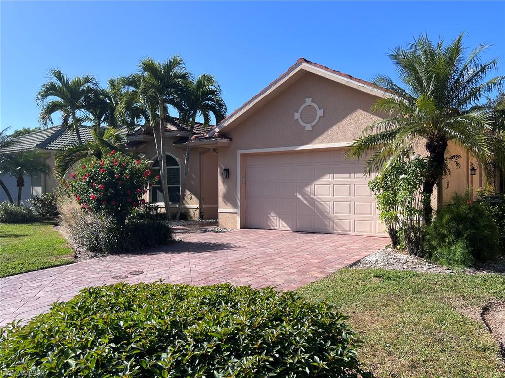 10915 Fieldfair, Naples, Florida 34119