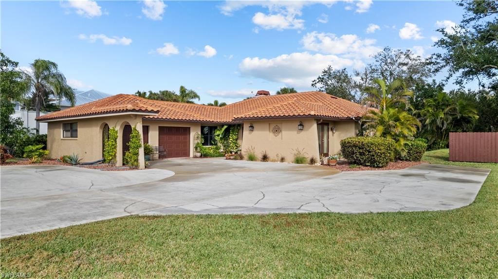 7090 Hendry Creek, Fort Myers, Florida 33908 7090 Hendry Creek, Fort Myers, Florida 33908