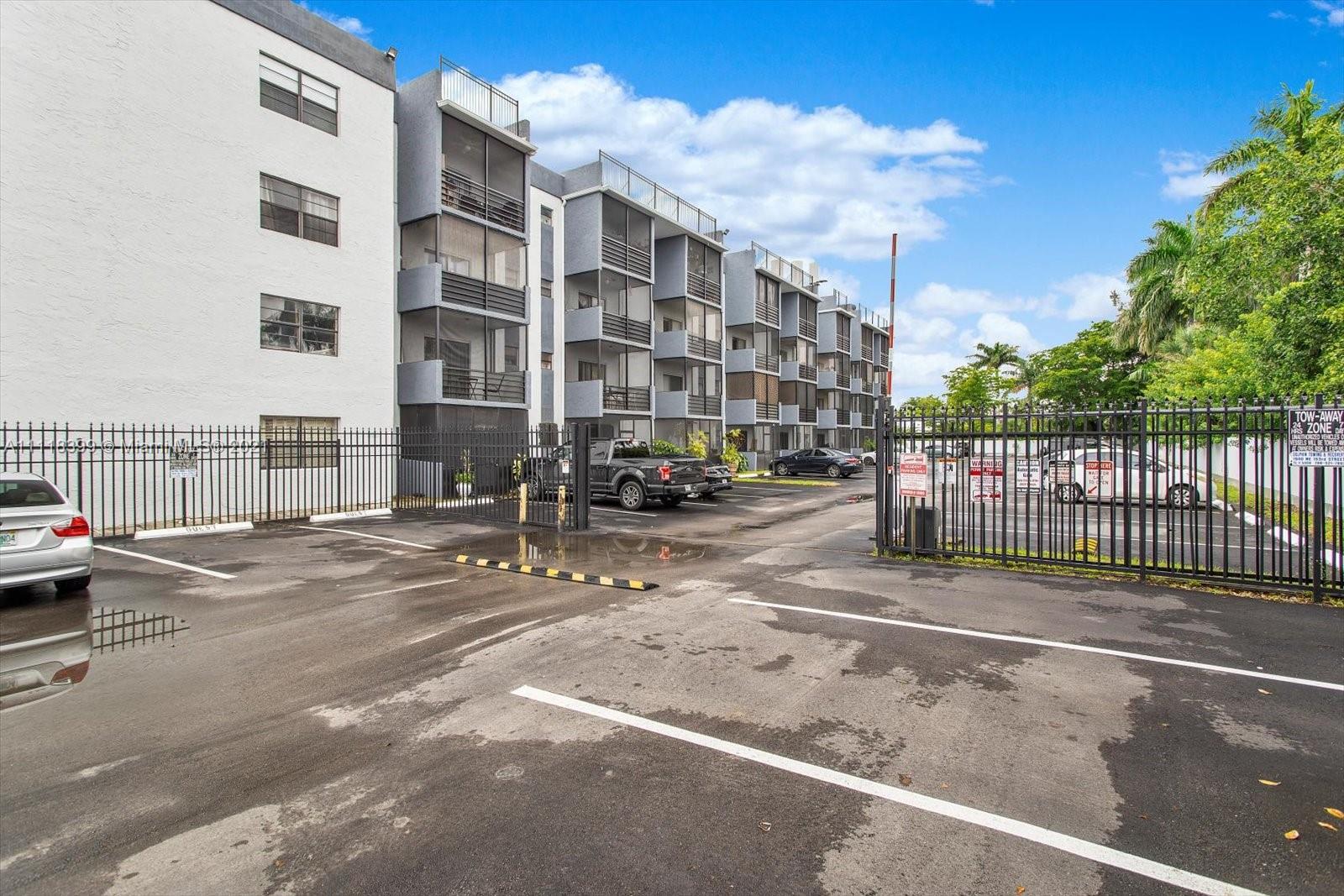 13500 NE 3rd Ct Unit 212, North Miami, Florida 33161 13500 NE 3rd Ct Unit 212, North Miami, Florida 33161