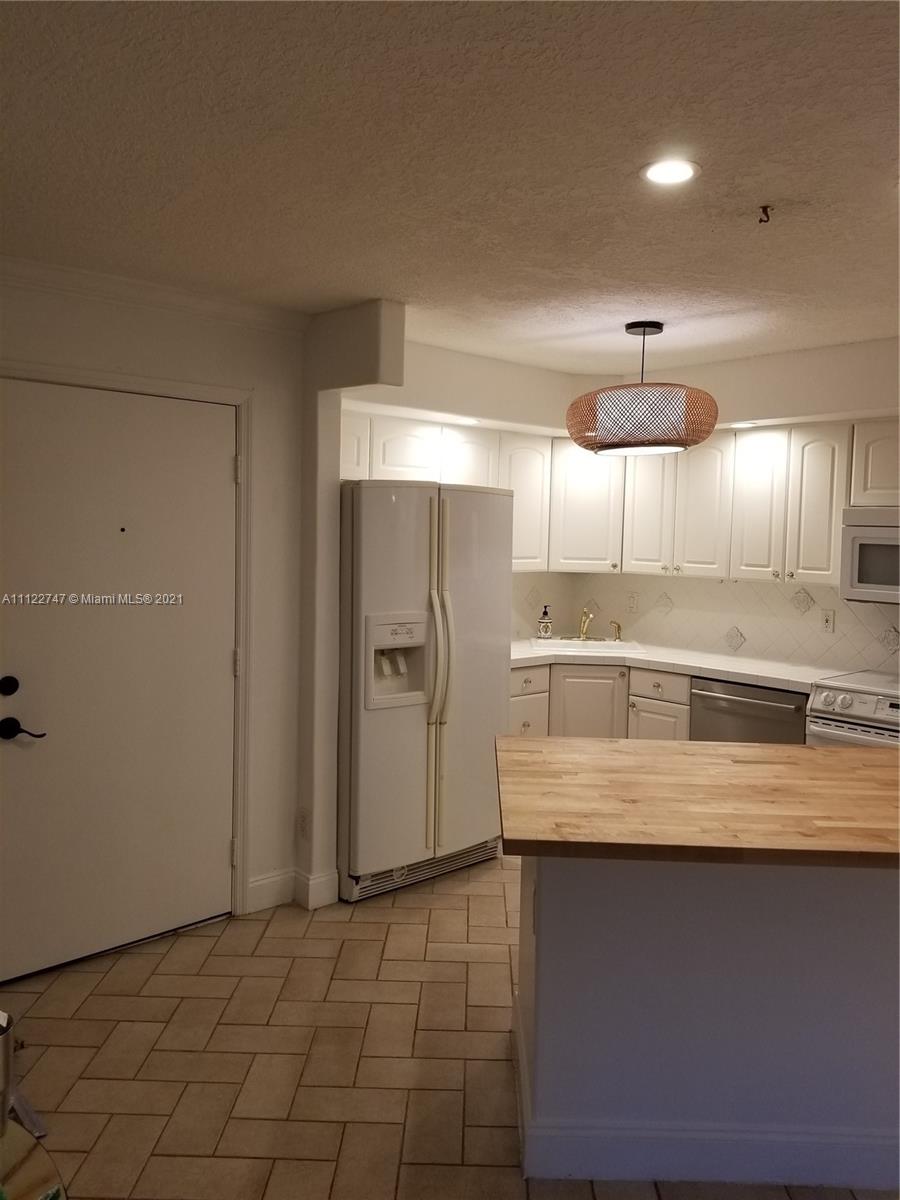 1105 Duncan Cir Unit 102, Palm Beach Gardens, Florida 33418 1105 Duncan Cir Unit 102, Palm Beach Gardens, Florida 33418