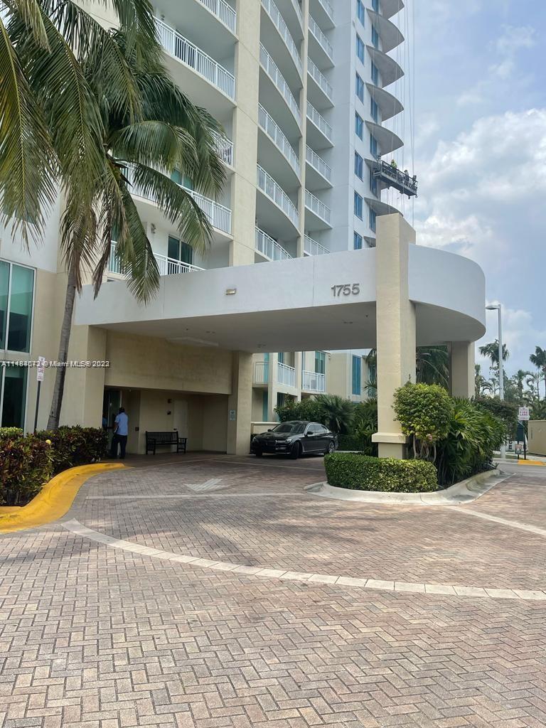 Duo MLS A11484073 1755 E Hallandale Beach Blvd M E Z7 E, Hallandale