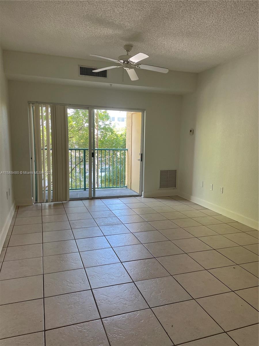 6001 70th St Unit 333, South Miami, Florida 33143