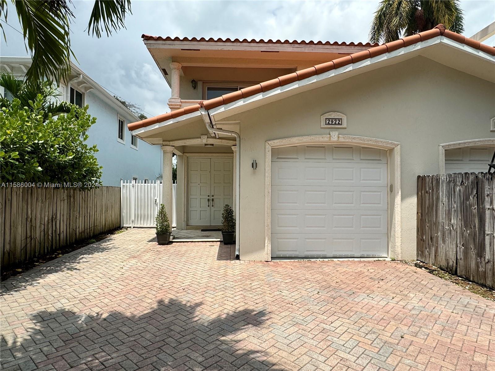 2922 Catalina St Unit , Miami, Florida 33133