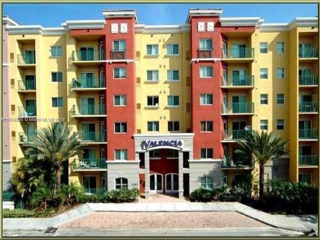 6001 70th St Unit 555, South Miami, Florida 33143