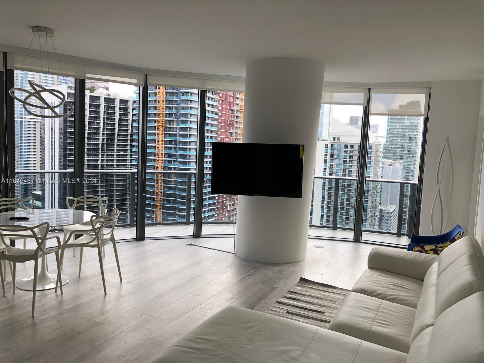55 9th St Unit 4003, Miami, Florida 33130