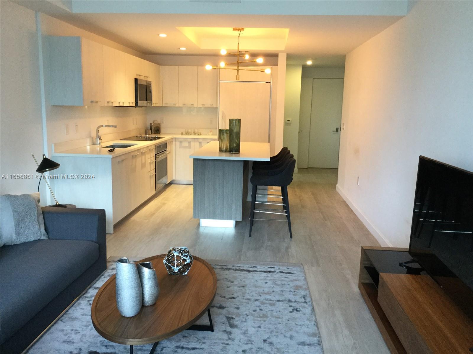 55 9th St Unit 1905, Miami, Florida 33130