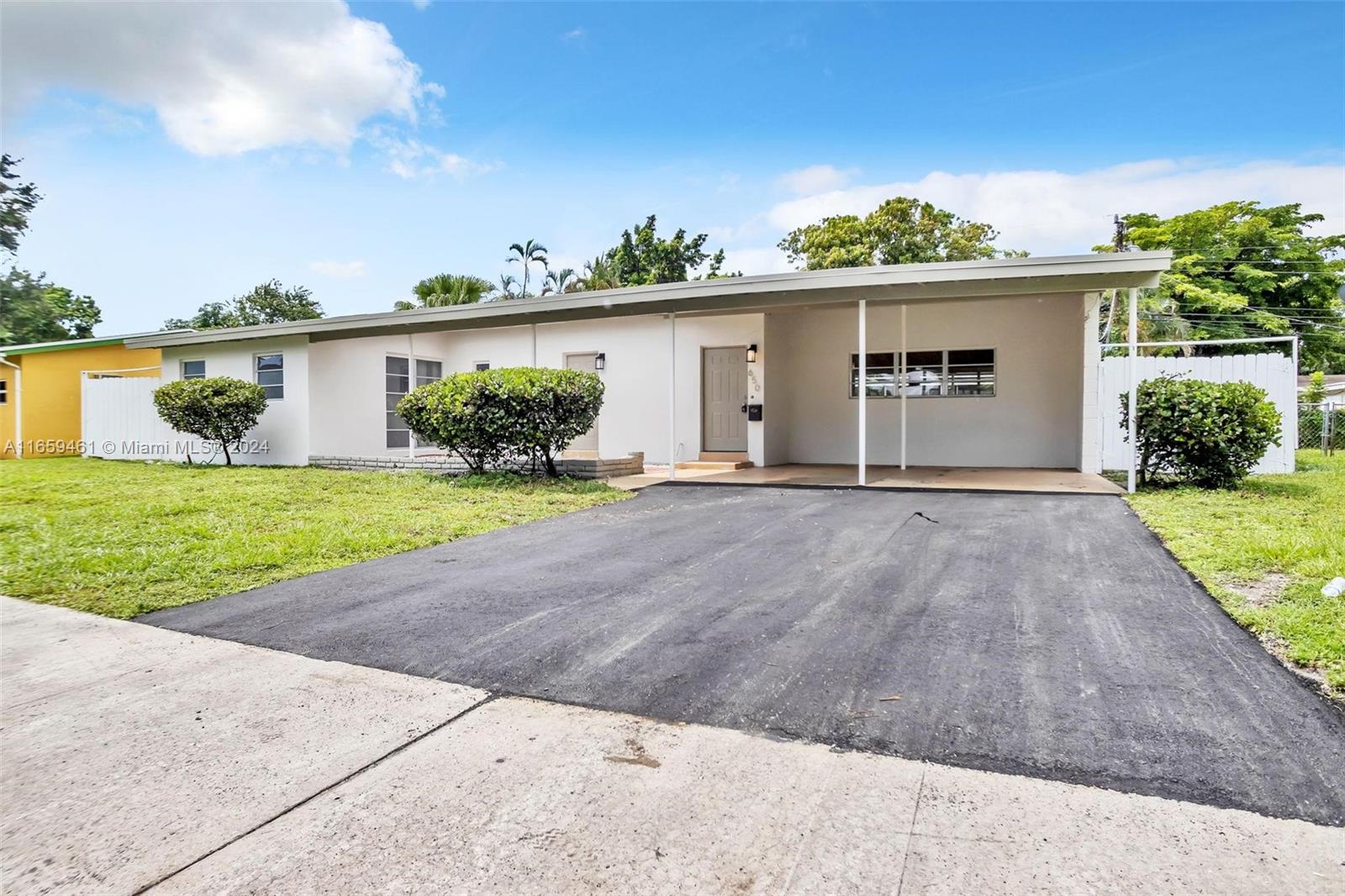 650 178th St, Miami, Florida 33162