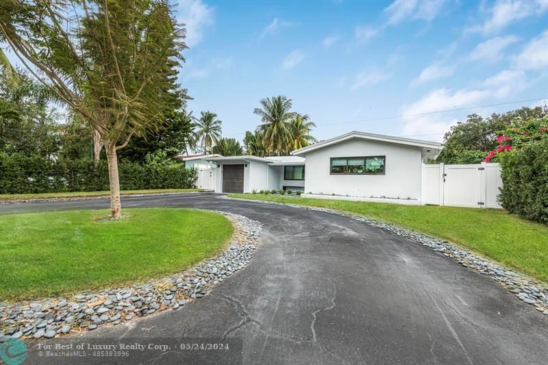 1881 NE 27th St, Lighthouse Point, Florida 33064 1881 NE 27th St, Lighthouse Point, Florida 33064