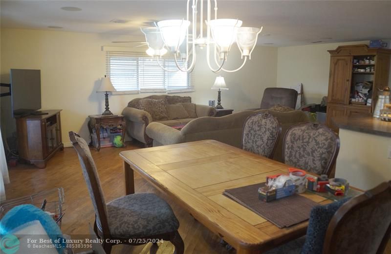 Ravenswood Estates MLS F10423658 2871 SW 58th Mnr , Fort Lauderdale