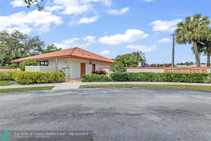 Independence Bay MLS F10427269 1601 Congressional Way 1601