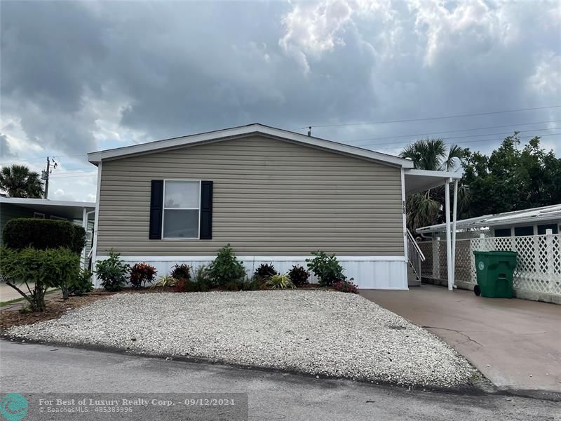 8700 15th Ct, Davie, Florida 33324