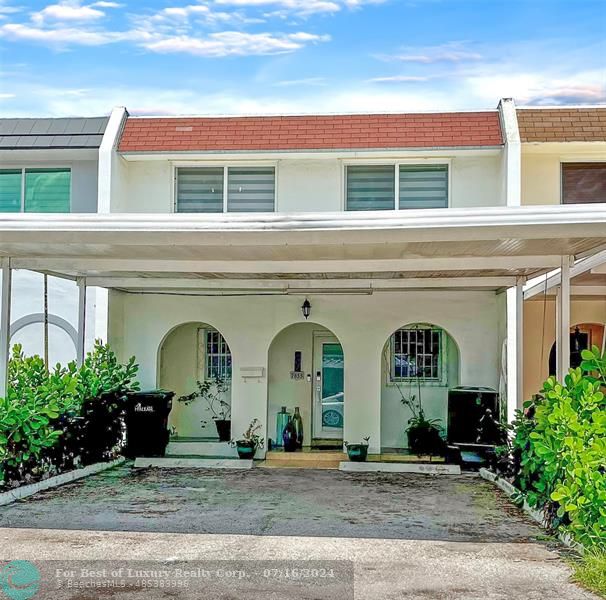 7055 2nd Way Unit , Hialeah, Florida 33014