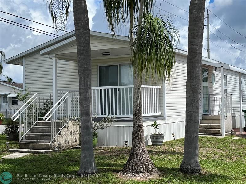 8591 22nd St, Davie, Florida 33324