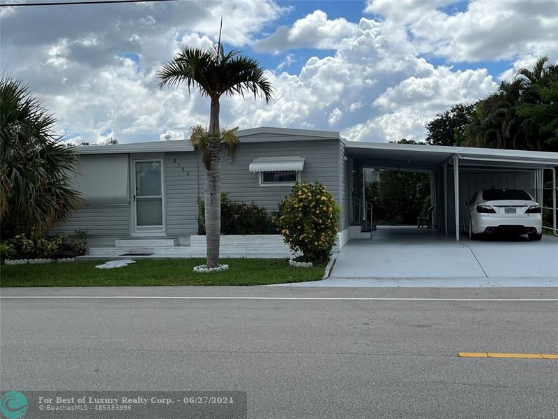 8580 21st Ct, Davie, Florida 33324