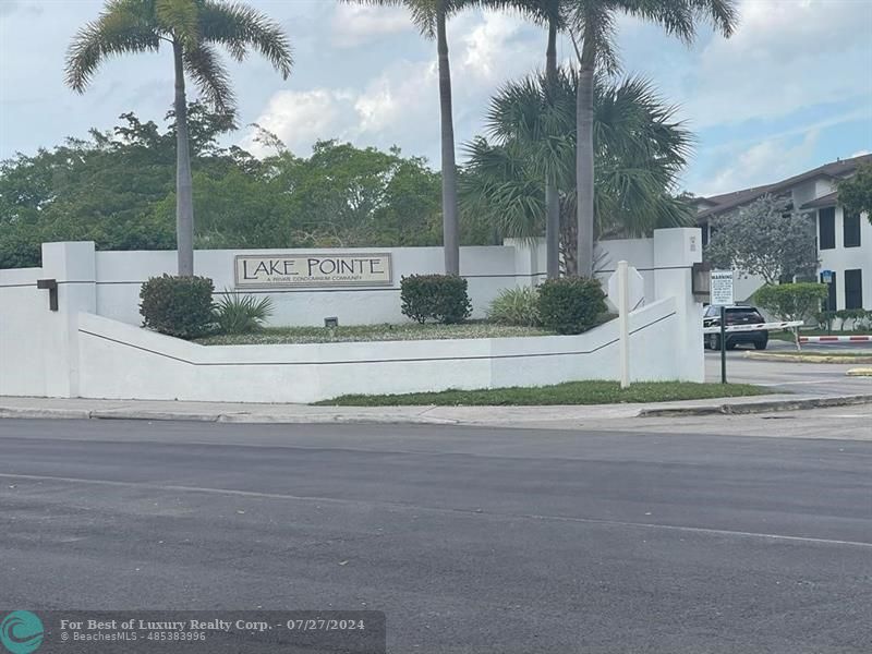 214 Lake Pointe Dr Unit 205, Oakland Park, Florida 33309