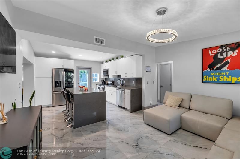 Shady Banks MLS F10456318 1324 SW 19th Avenue , Fort Lauderdale