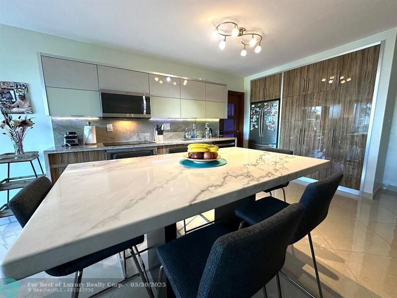 4001 Ocean Dr Unit 3 H, Hollywood, Florida 33019