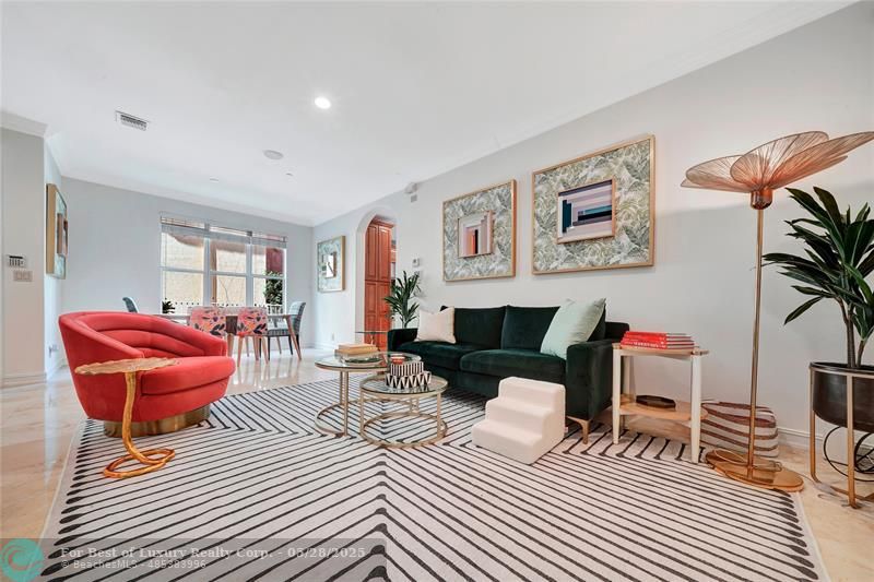 903 17th Way Unit 104, Fort Lauderdale, Florida 33304