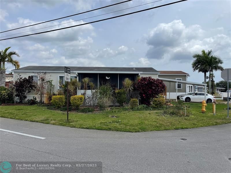 8591 22nd Ct, Davie, Florida 33324