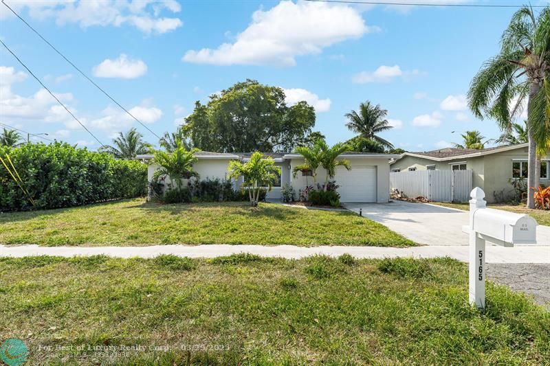 5165 95th Ave, Cooper City, Florida 33328 5165 95th Ave, Cooper City, Florida 33328