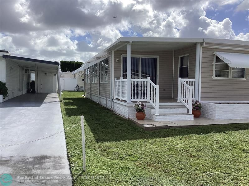 8550 22nd St, Davie, Florida 33324