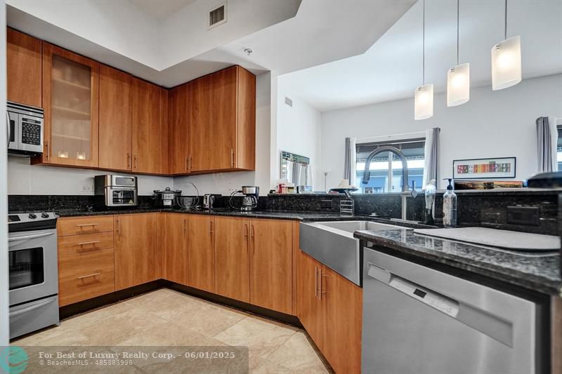2601 14th Ave Unit 505, Wilton Manors, Florida 33334