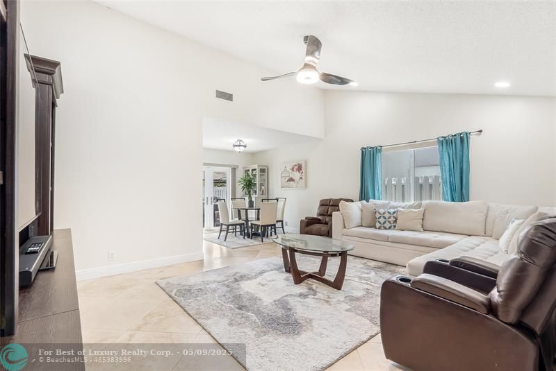 11020 24th Ct, Sunrise, Florida 33322