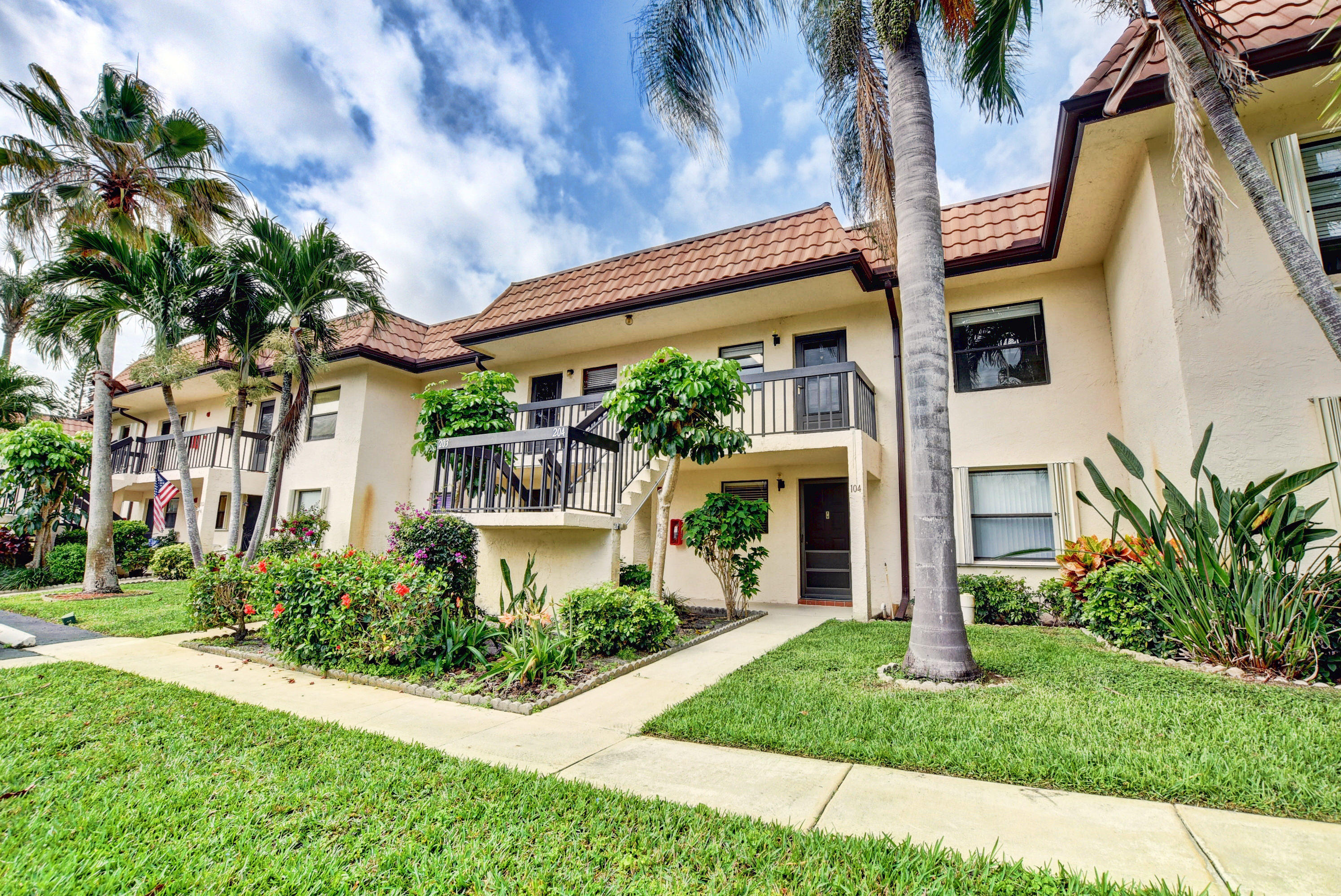 7257 Golf Colony Unit 204, Lake Worth, Florida 33467 7257 Golf Colony Unit 204, Lake Worth, Florida 33467