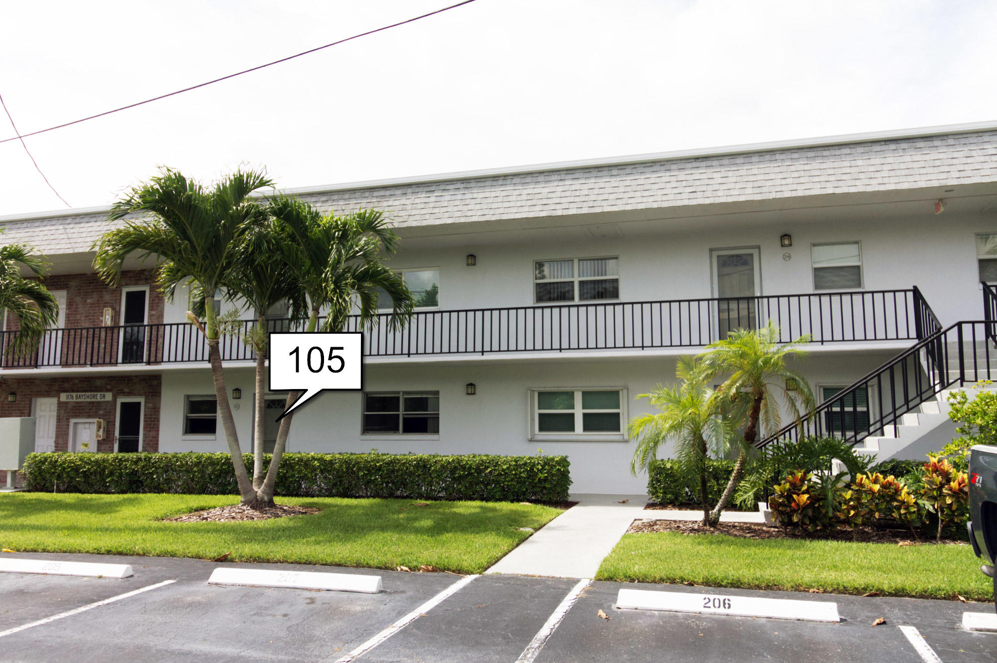 1176 Bayshore Unit 105, Fort Pierce, Florida 34949 1176 Bayshore Unit 105, Fort Pierce, Florida 34949