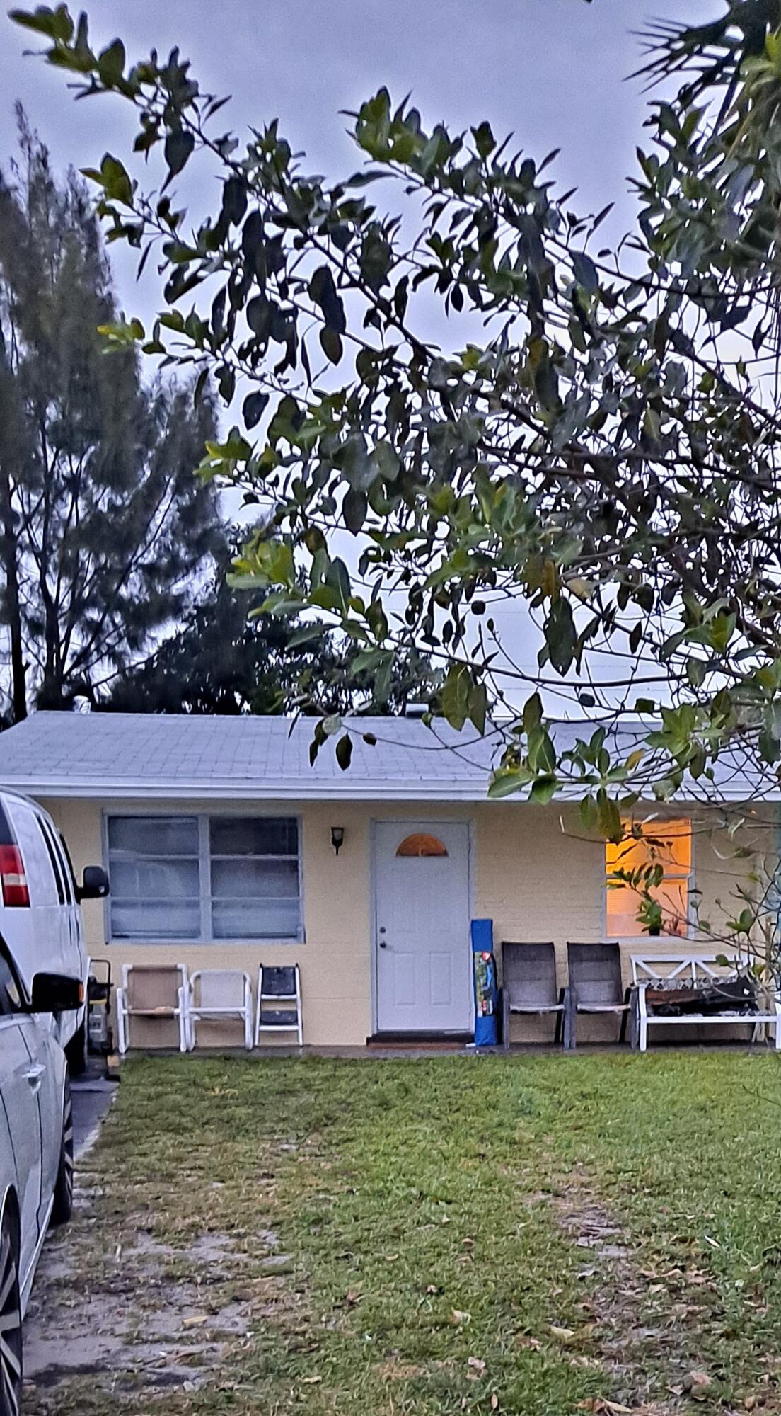 6307 SW 20, North Lauderdale, Florida 33068 6307 SW 20, North Lauderdale, Florida 33068