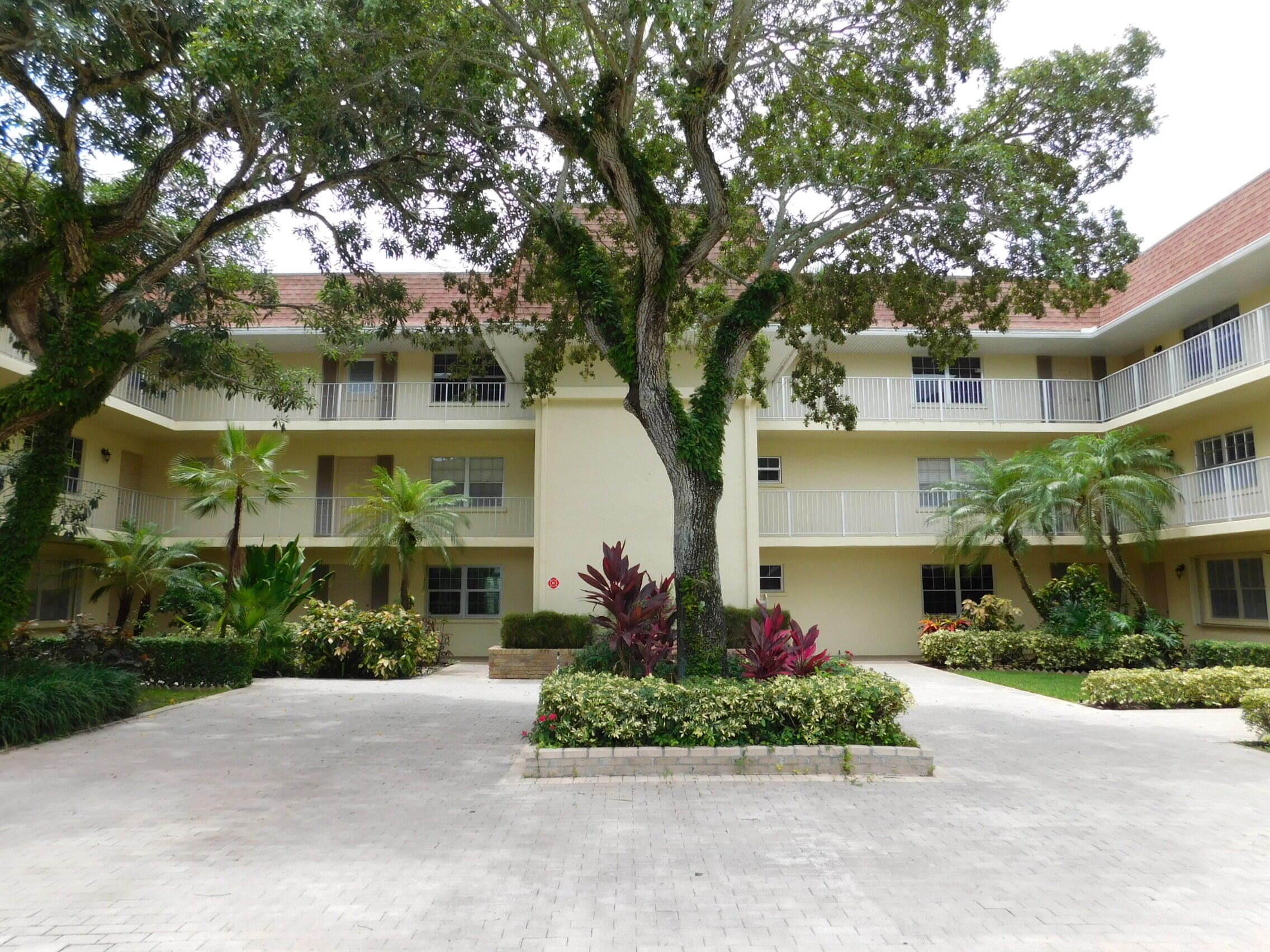 5580 Tamberlane Unit 234, Palm Beach Gardens, Florida 33418 5580 Tamberlane Unit 234, Palm Beach Gardens, Florida 33418