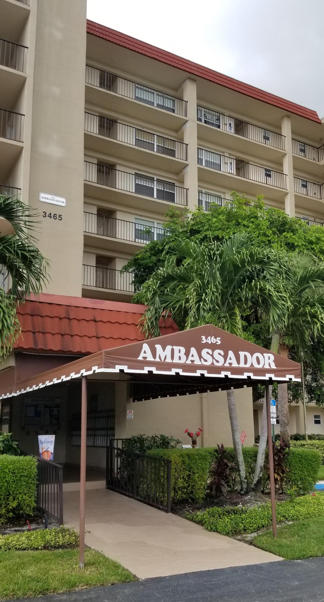 3465 Via Poinciana Unit 806, Lake Worth, Florida 33467 3465 Via Poinciana Unit 806, Lake Worth, Florida 33467