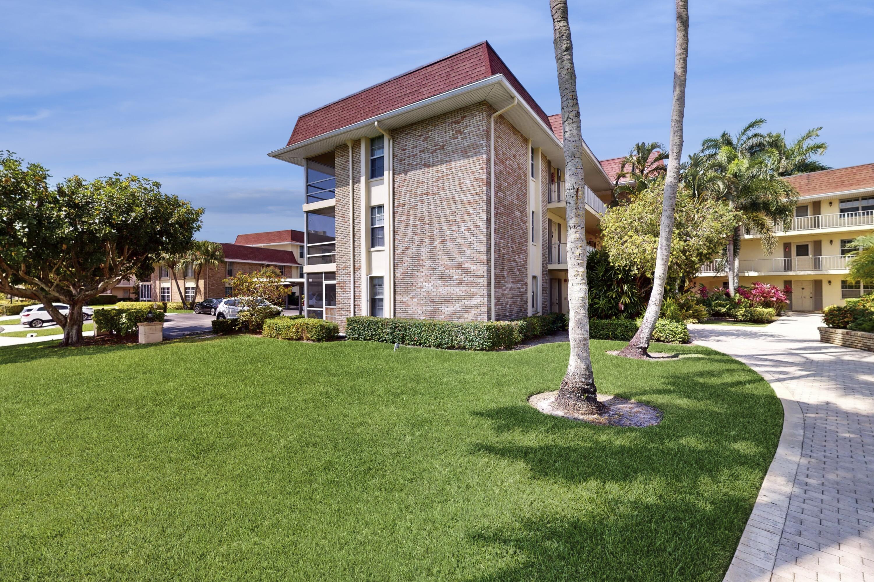 5540 Tamberlane Unit 121, Palm Beach Gardens, Florida 33418 5540 Tamberlane Unit 121, Palm Beach Gardens, Florida 33418