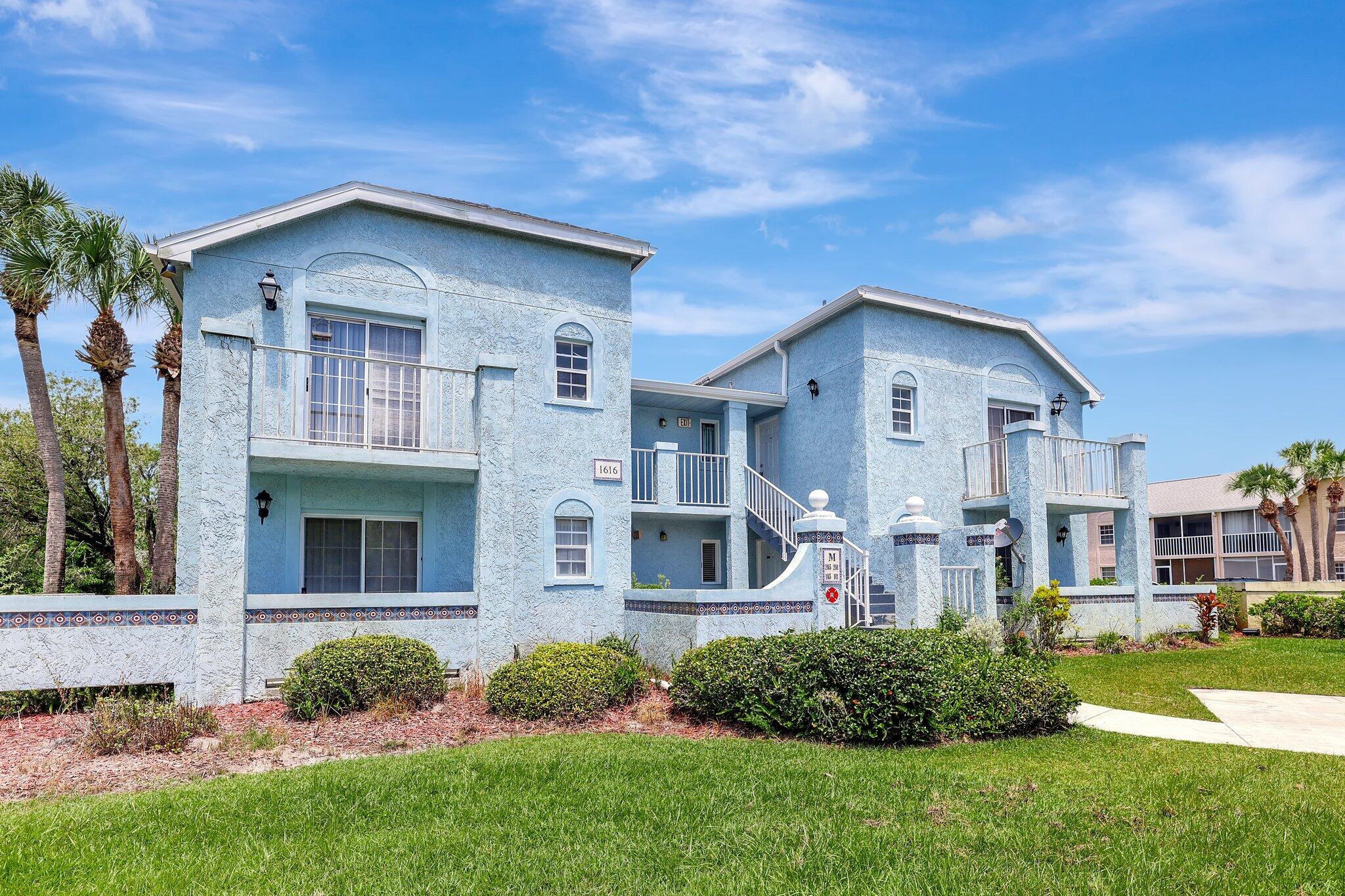 1616 Green Acres Unit M201, Port Saint Lucie, Florida 34952