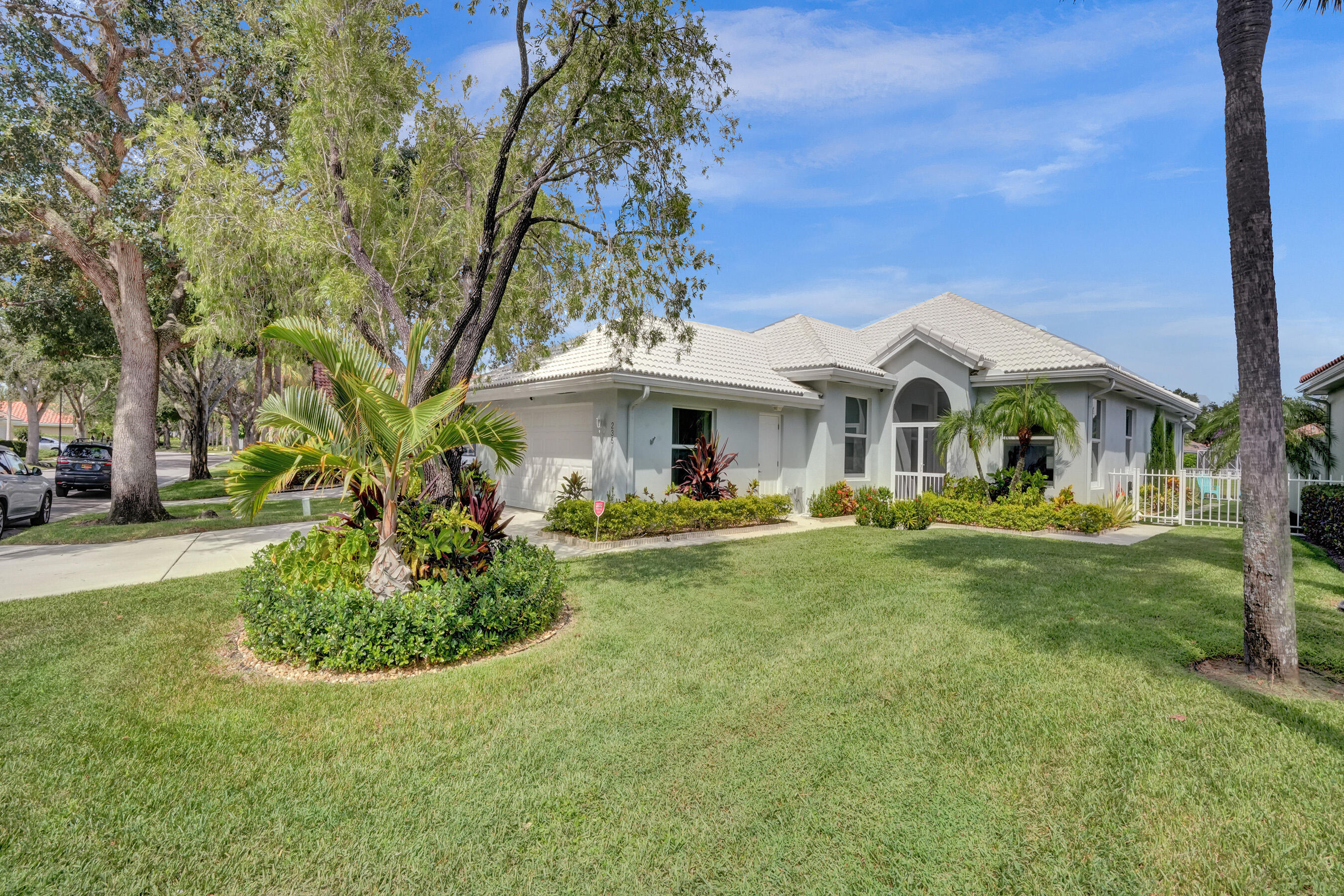 235 Hampton, Jupiter, Florida 33458