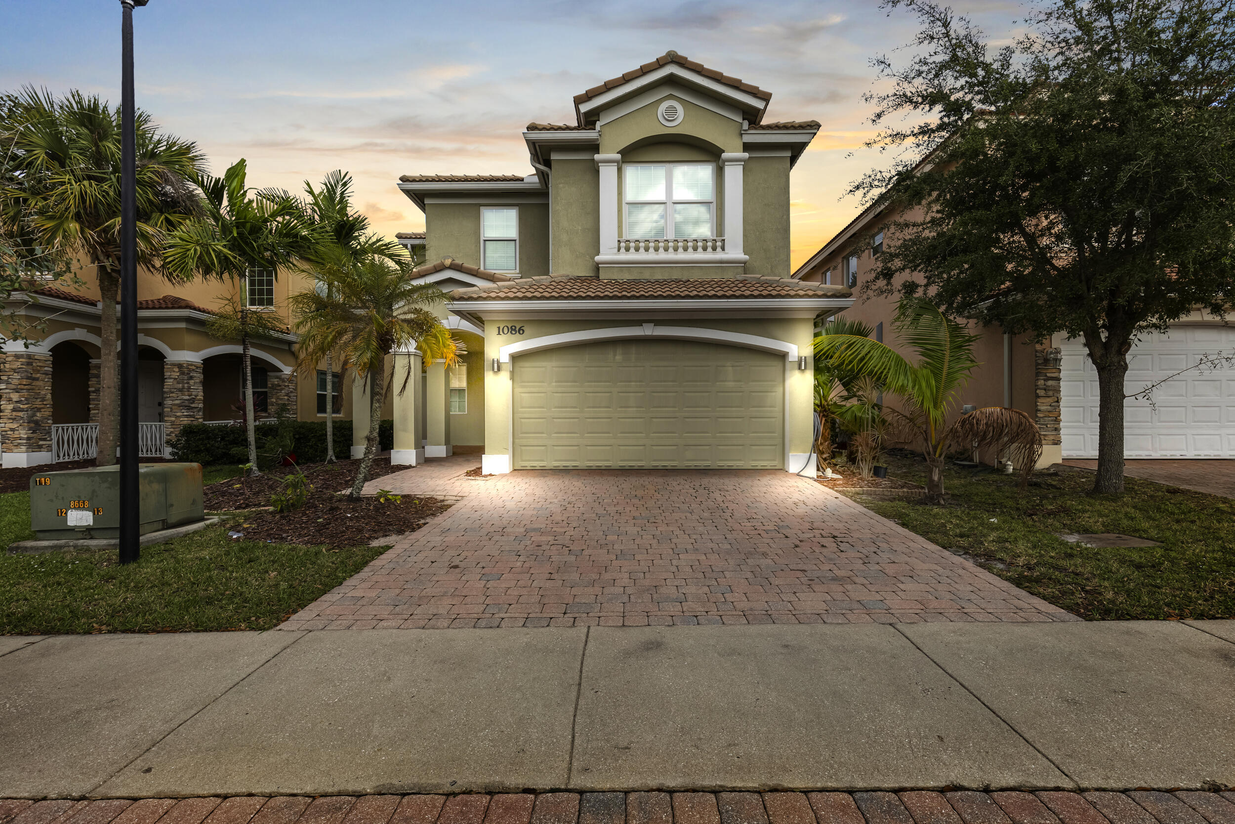 1086 Leonardo, Port Saint Lucie, Florida 34986
