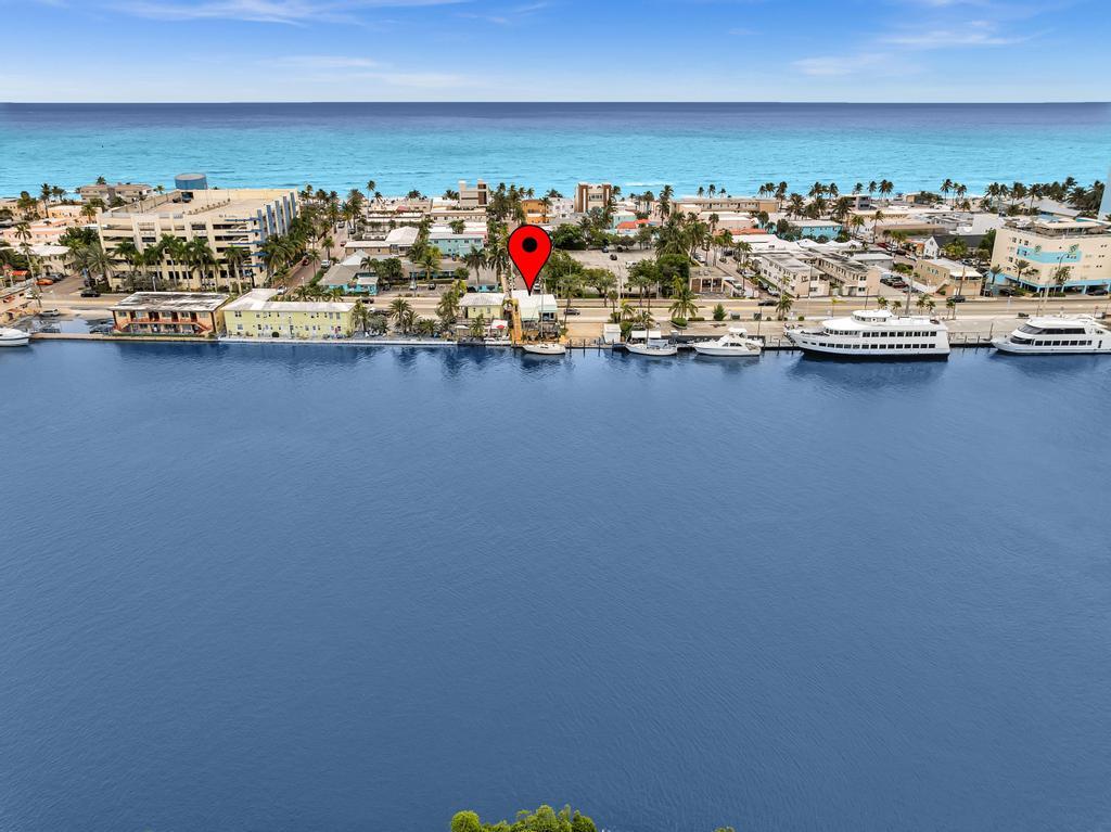 1418 Ocean, Hollywood, Florida 33019 1418 Ocean, Hollywood, Florida 33019