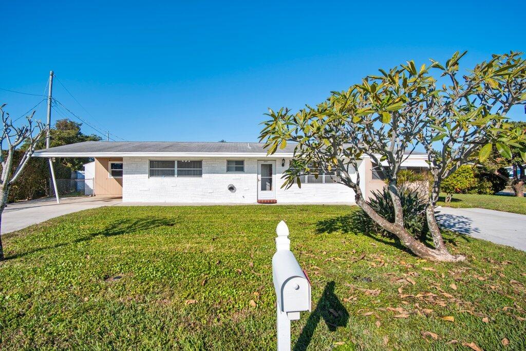 3595 Elizabeth, Lake Worth, Florida 33461 3595 Elizabeth, Lake Worth, Florida 33461