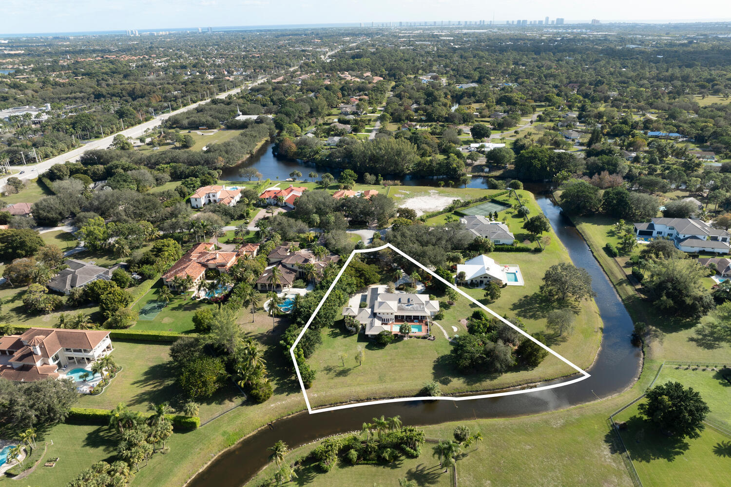 5564 Whirlaway, Palm Beach Gardens, Florida 33418 5564 Whirlaway, Palm Beach Gardens, Florida 33418