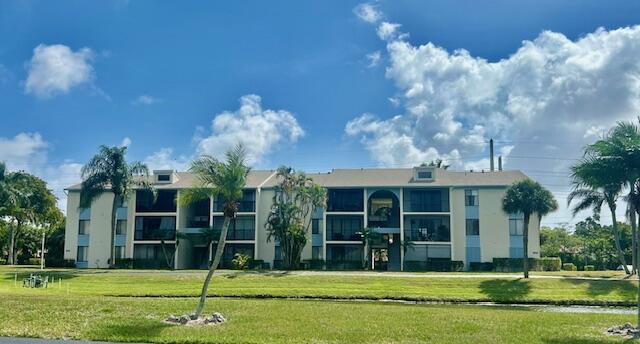 1112 Green Pine Unit C1, West Palm Beach, Florida 33409 1112 Green Pine Unit C1, West Palm Beach, Florida 33409