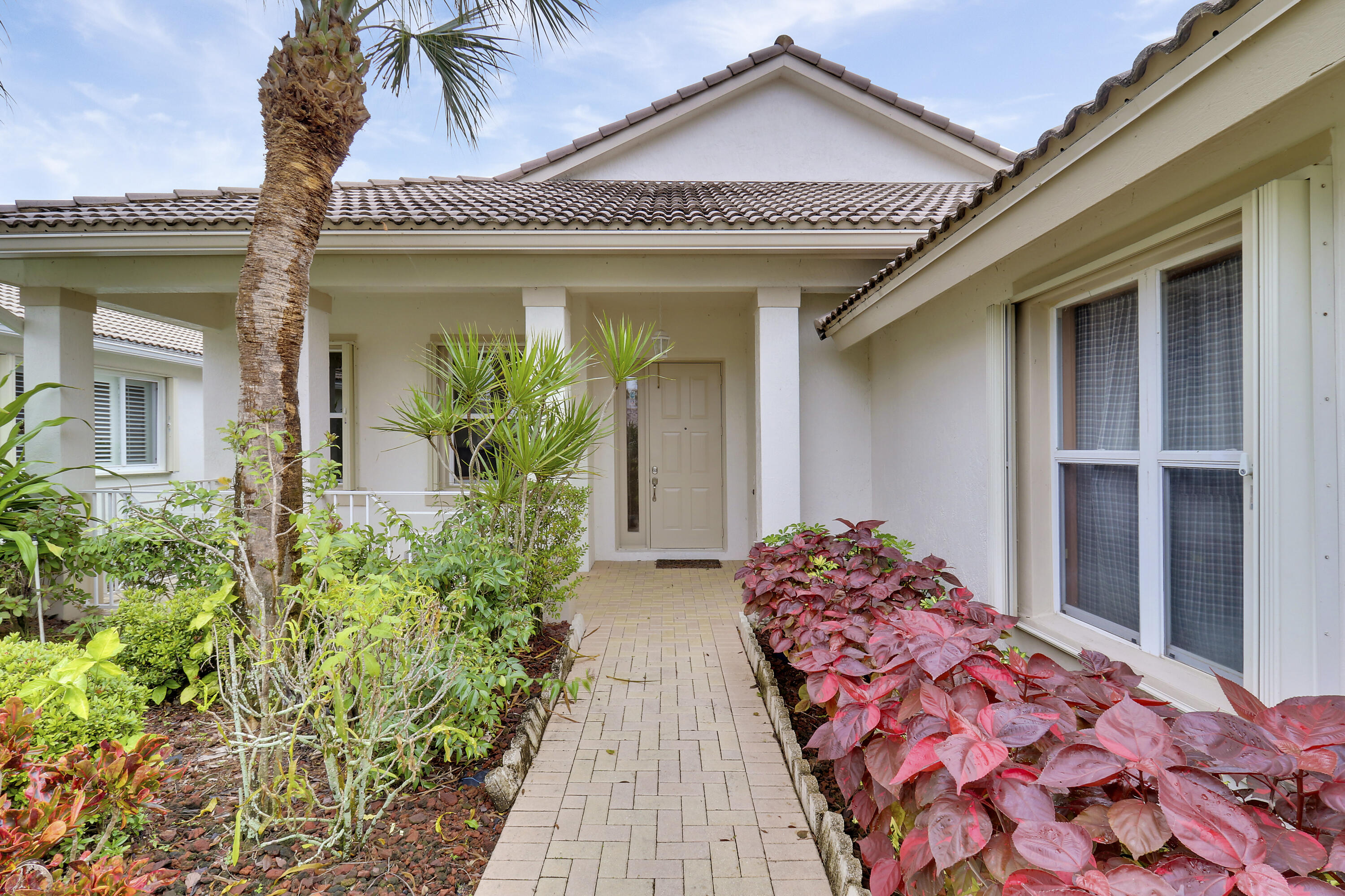 2464 Sailfish Cove, West Palm Beach, Florida 33411 2464 Sailfish Cove, West Palm Beach, Florida 33411