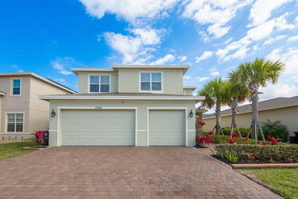 1700 Vivanco, Port Saint Lucie, Florida 34986