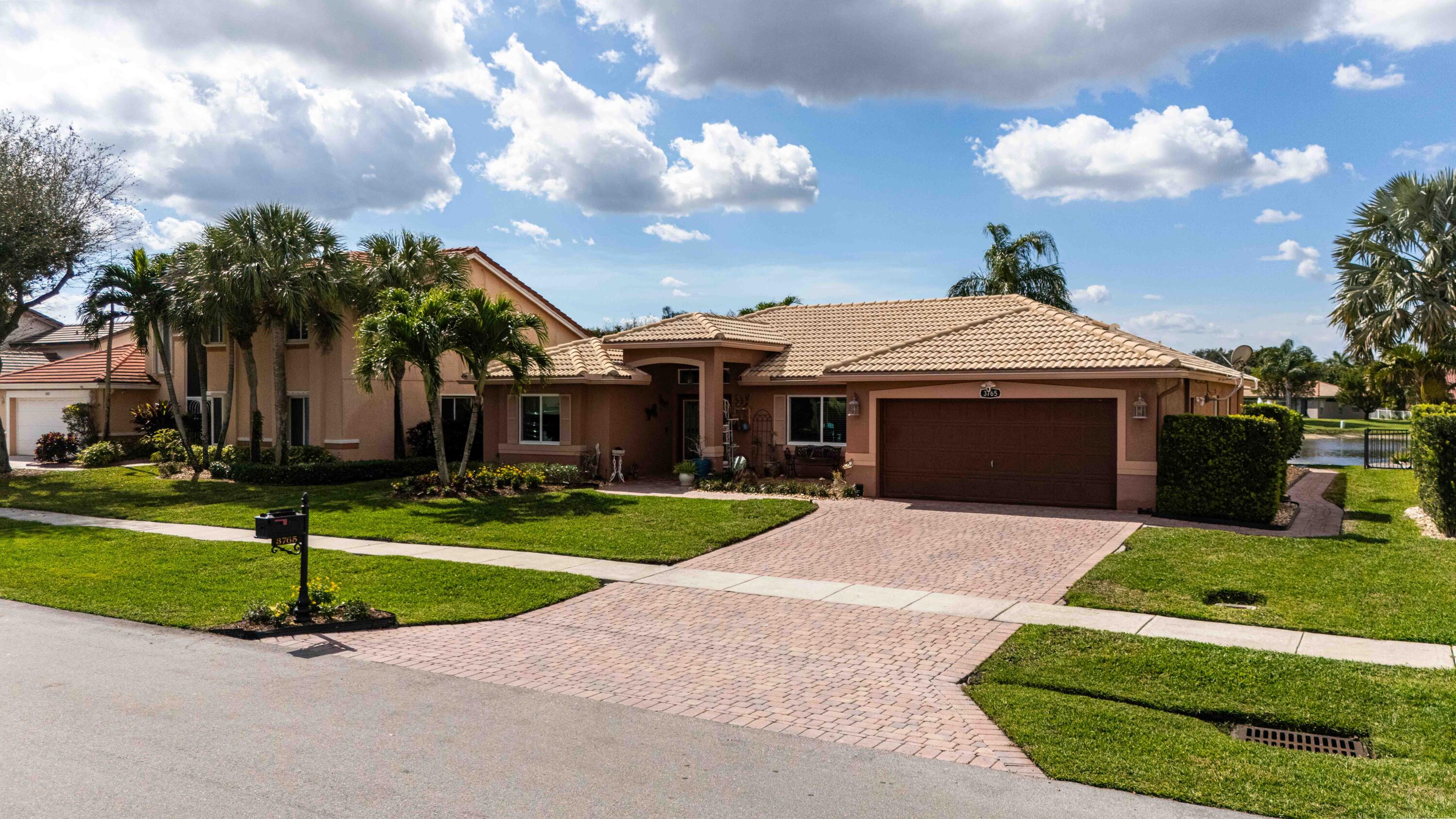 3765 Cypress Lake, Lake Worth, Florida 33467 3765 Cypress Lake, Lake Worth, Florida 33467