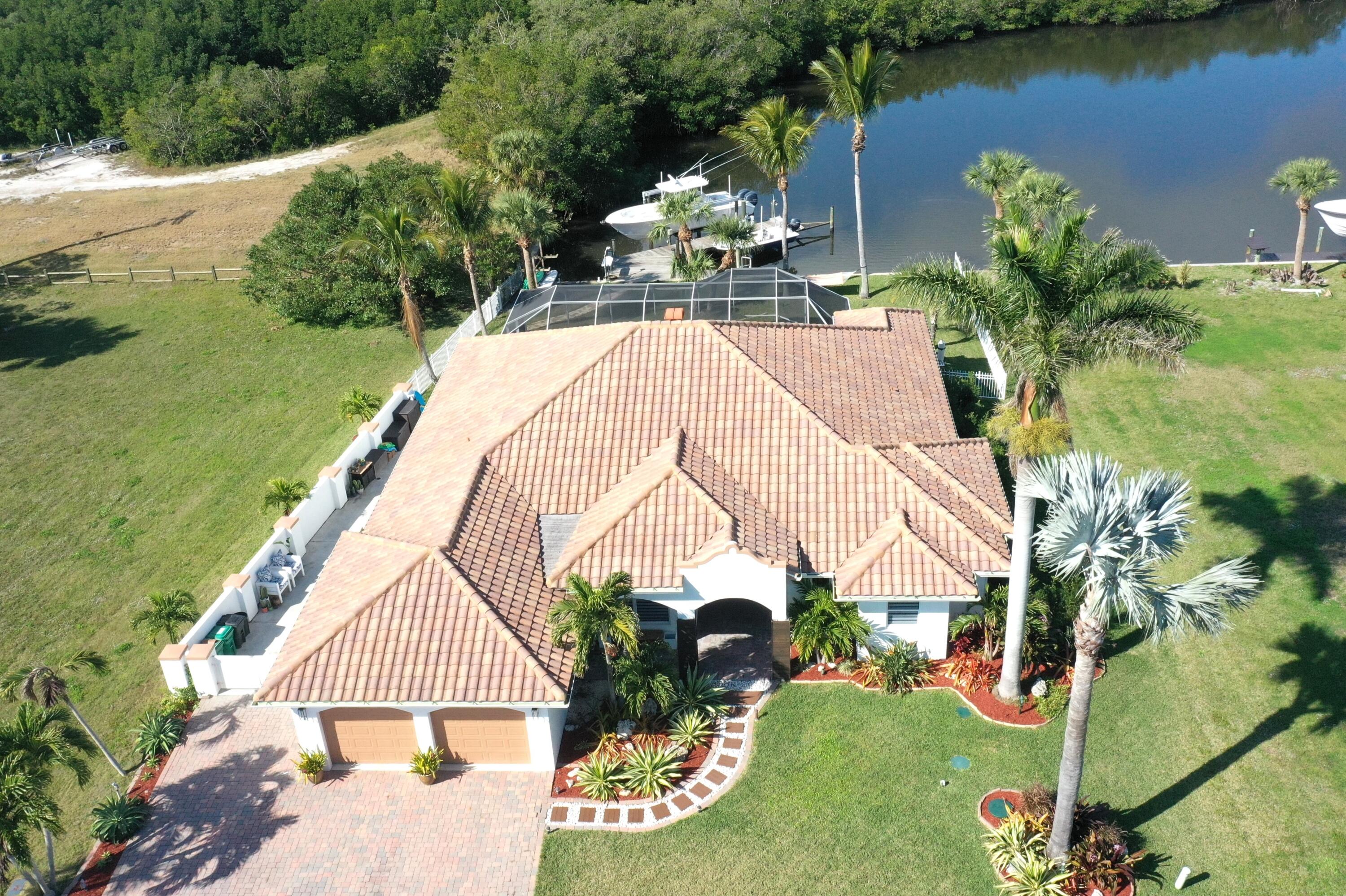 81 Queens, Fort Pierce, Florida 34949