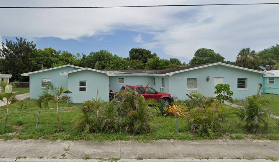 1212 Avenue L, Fort Pierce, Florida 34950