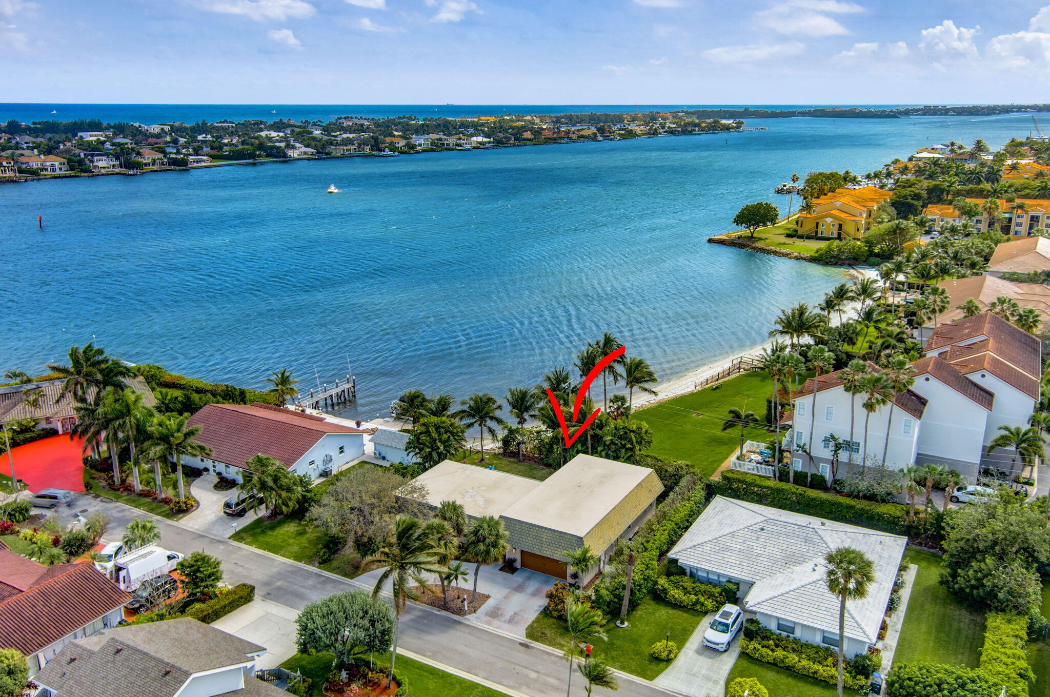 126 Park, Hypoluxo, Florida 33462