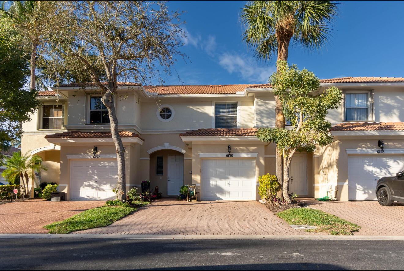 6130 Seminole Gardens Unit , Riviera Beach, Florida 33418