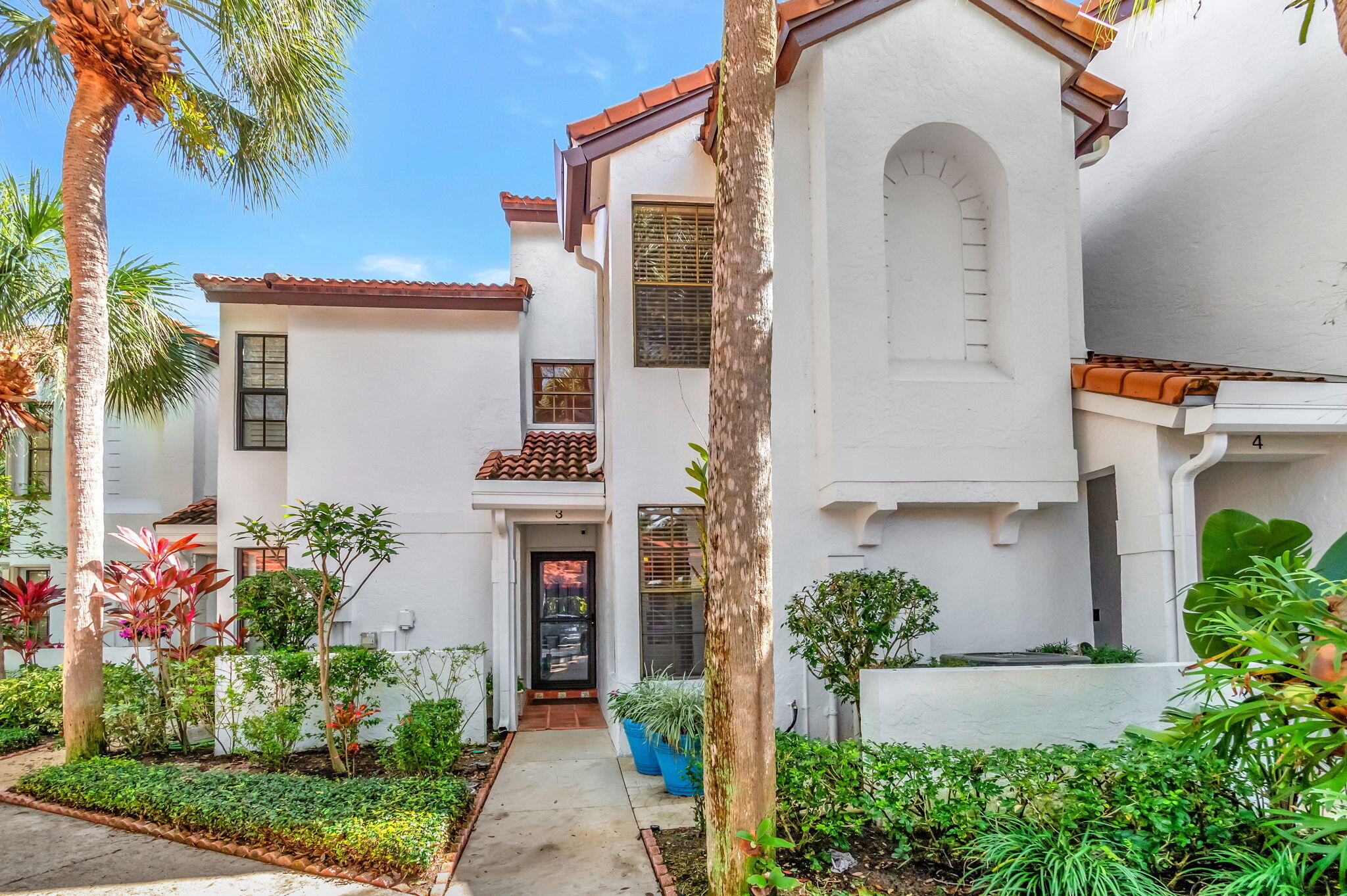 2439 Treasure Isle Unit 3, Palm Beach Gardens, Florida 33410